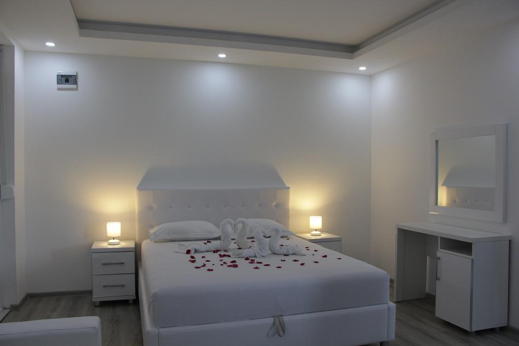 Apartments California Улцинь Экстерьер фото