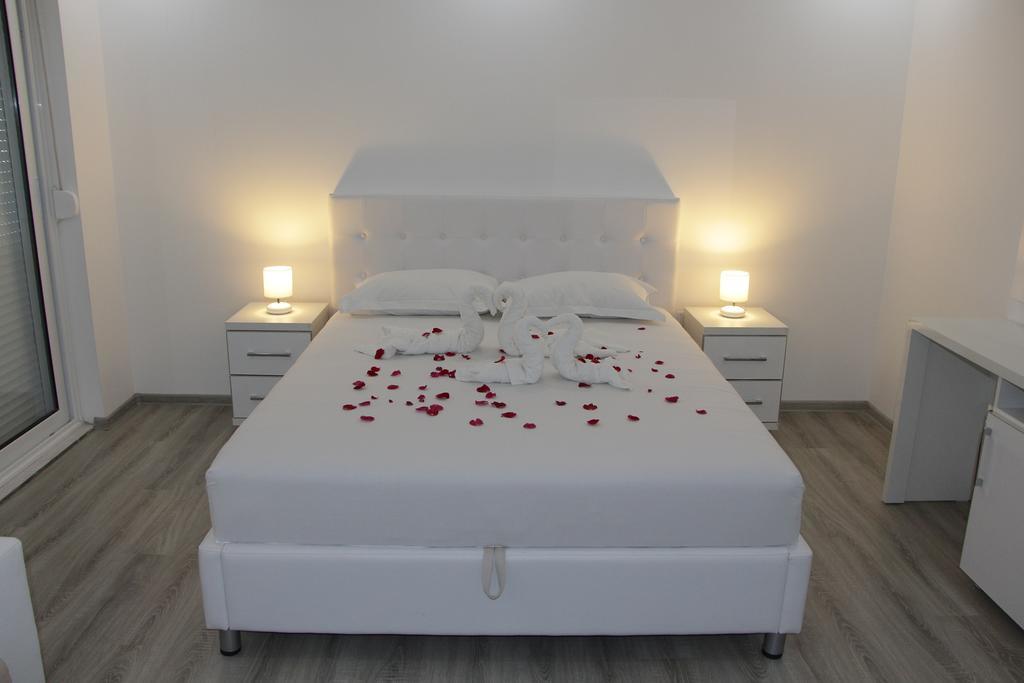 Apartments California Улцинь Экстерьер фото